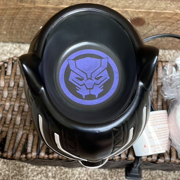 Scentsy “Marvel Black Panther” Warmer - NEW * Final Price / FIRM * - Picture 7 of 15